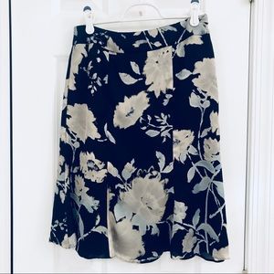 Floral Print Seta Silk A Line Knee High Silk Skirt